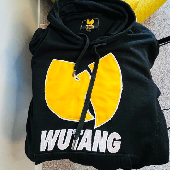 Small black Wu-Tang sweater - Picture 4 of 5